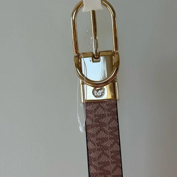 Michael Kors Pink and Burgundy REVERSIBLE Women's Belt M NWT - Picture 5 of 9